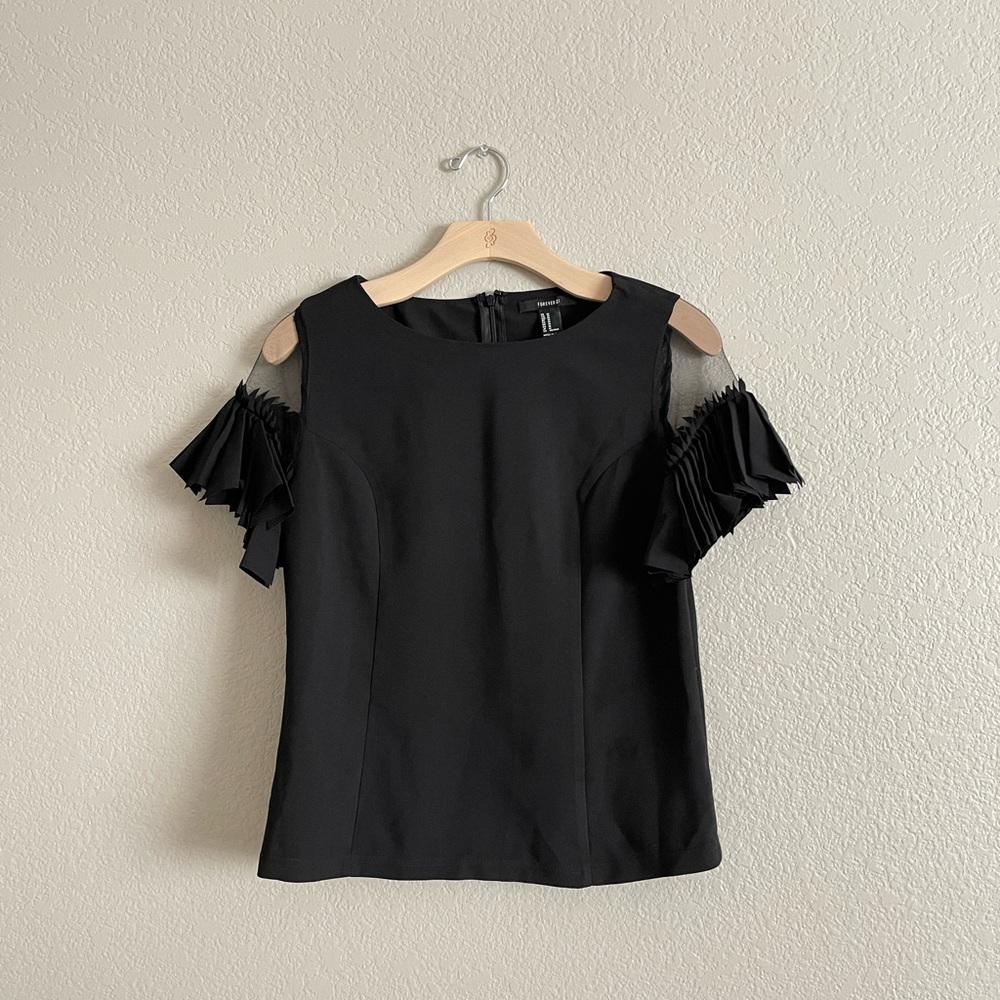 FOREVER 21 Black Fancy Blouse